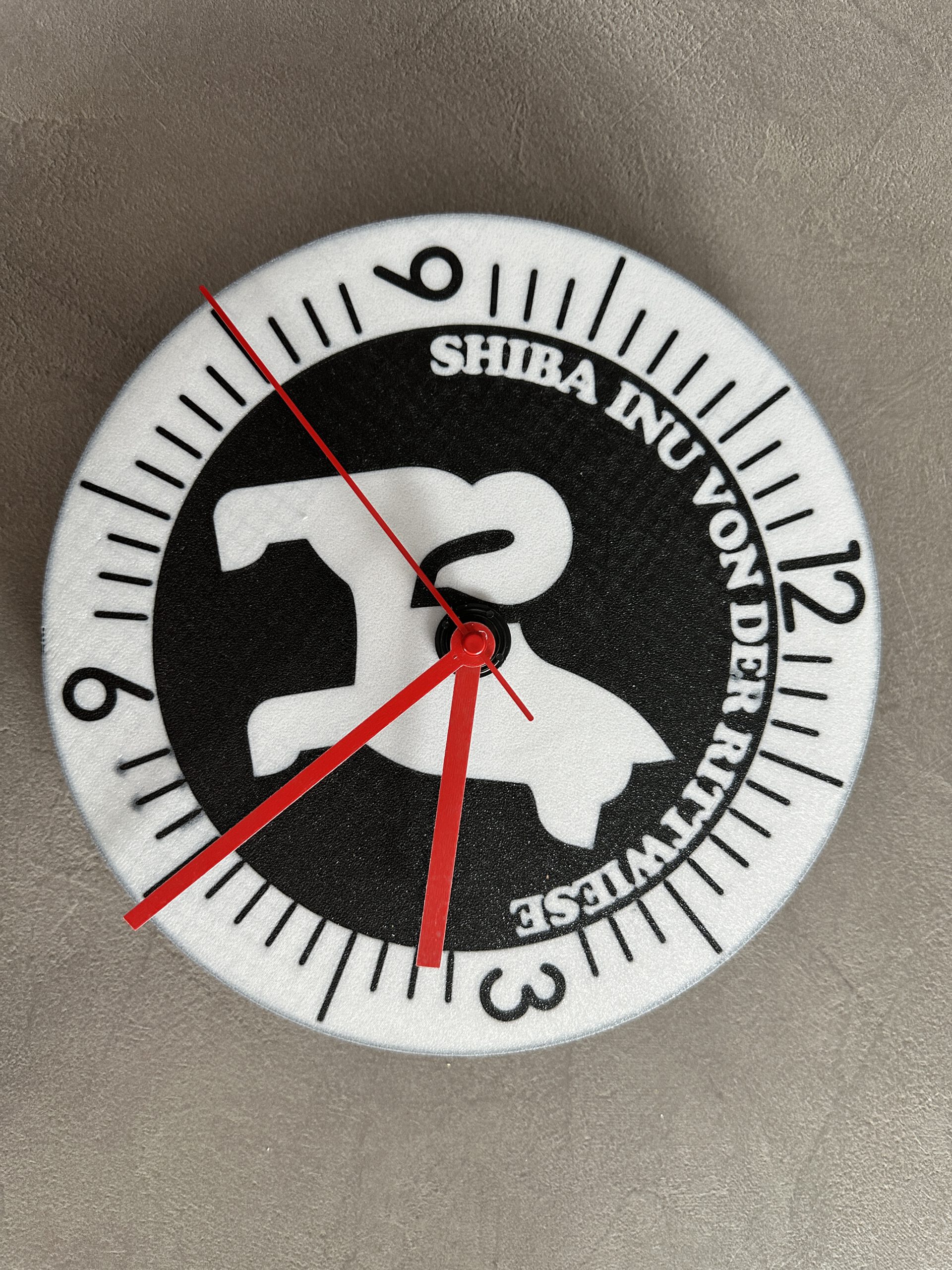 Wanduhr mit ihrem Logo – Bild 5