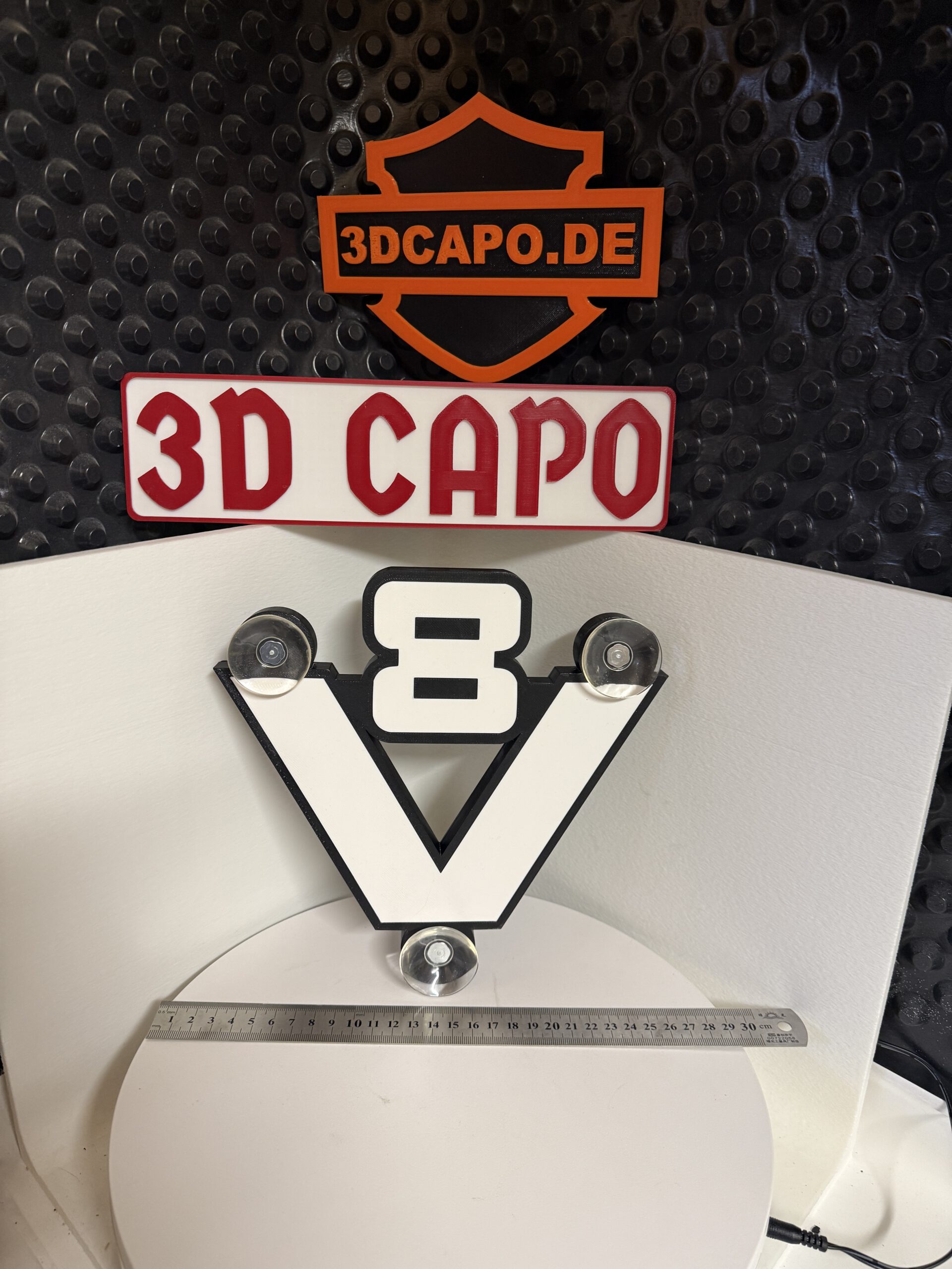 Leuchtschild altesV8 - Scania Logo m. Saugnapf für Scheibe (B-Ware) – Bild 4