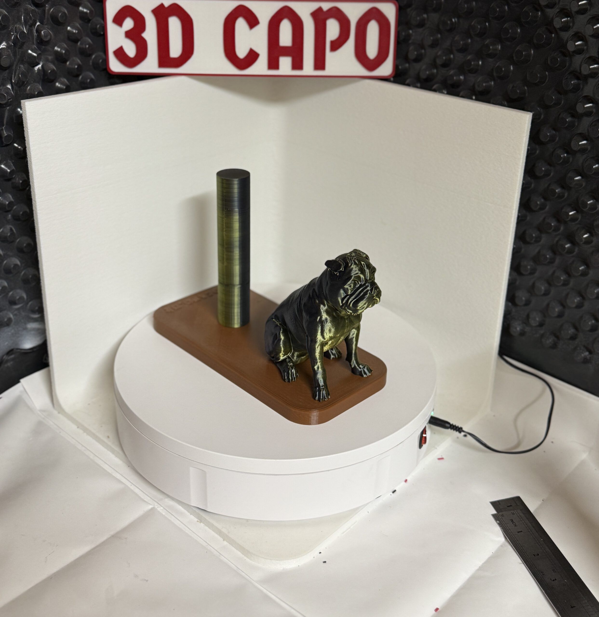 BulldogBuddy – Dein stylischer Papierrollenhalter mit Charakter Englische Bulldogge - Toilettenpapierhalter - Küchenrollenhalter – Bild 4