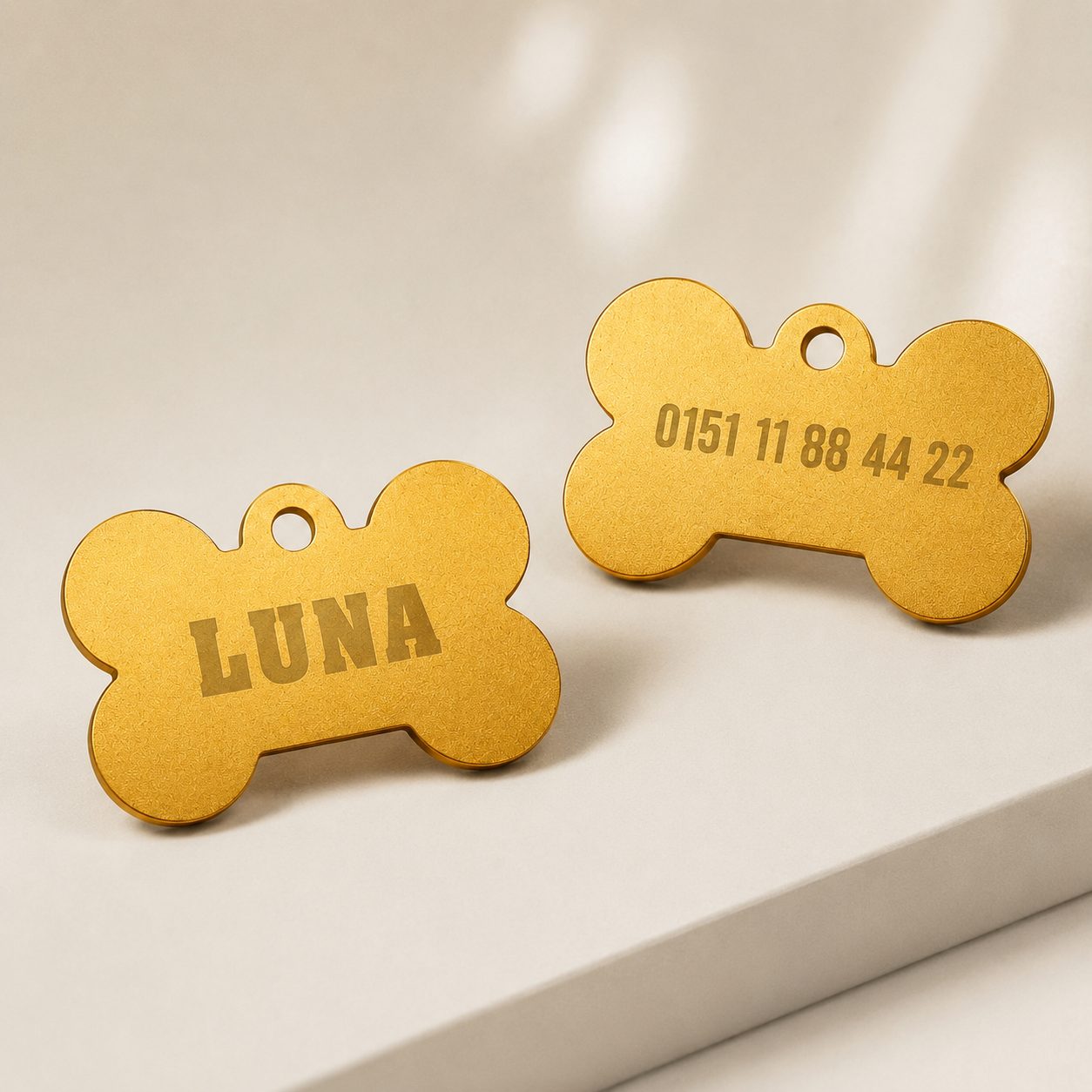 Personalisierte Hundemarke in Knochenform – goldfarben mit Wunschgravur – Bild 8