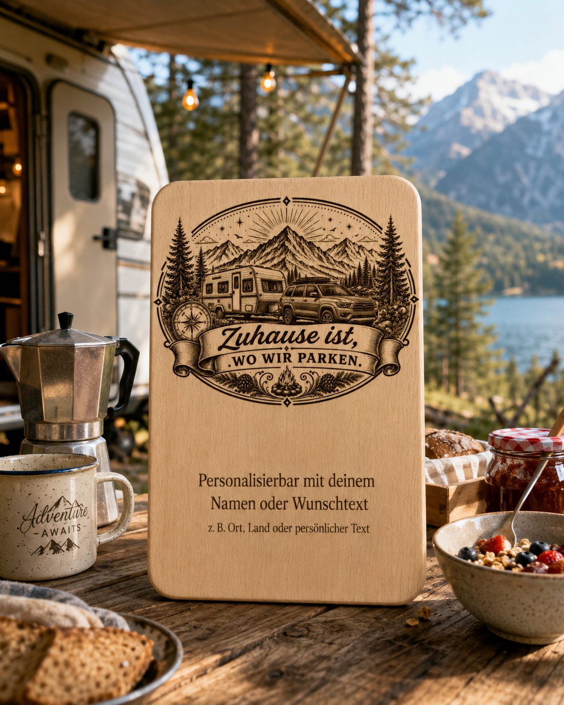 2er Set Vesperbretter Camping „Zuhause ist, wo wir parken“ – personalisierte Holzbrettchen 15×24 cm - Wohnwagen – Bild 2